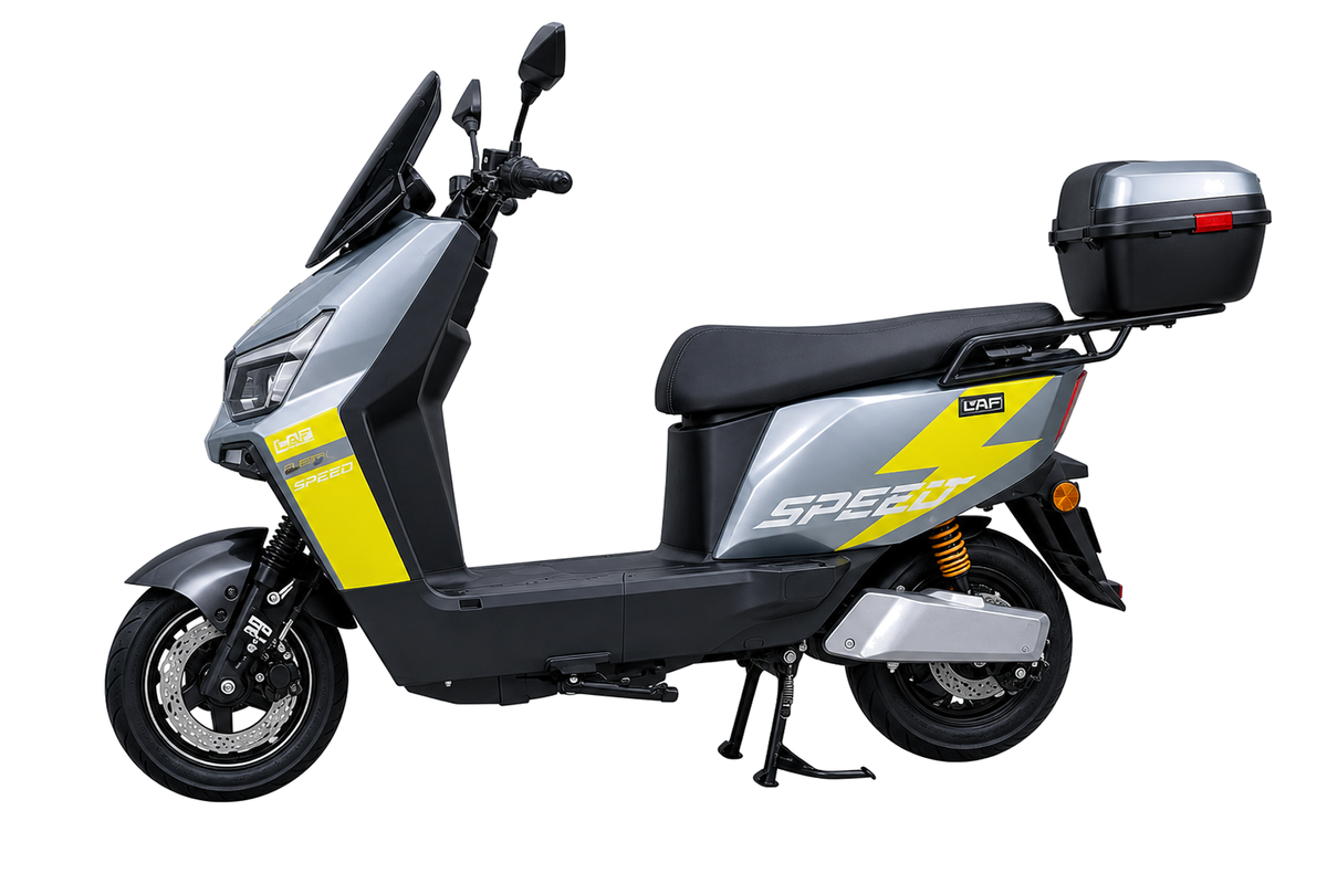 LAF Speed – Vista lateral com baú