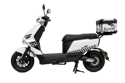 LAF Visionary Scooter – Vista lateral com baú
